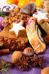 姜饼装饰假期雪花丝带食物装饰品传统糖果庆典蛋糕图片