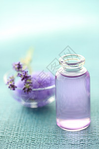 亚色治疗油和熏衣植物芳香香味疗法奢华沙龙紫色护理香水薰衣草洗澡图片