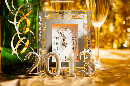 新年纪念日指针周年倒数派对静物狂欢酒精星星警报图片