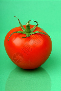 一个番茄沙拉食物饮食美食烹饪蔬菜市场叶子营养水果图片