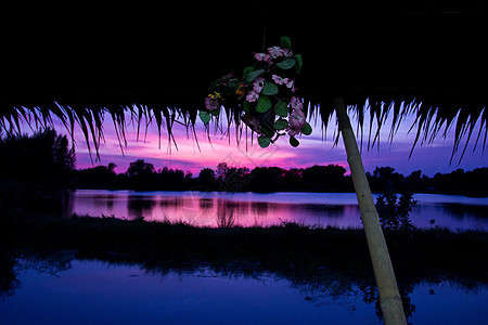 日落时的泰国河7图片