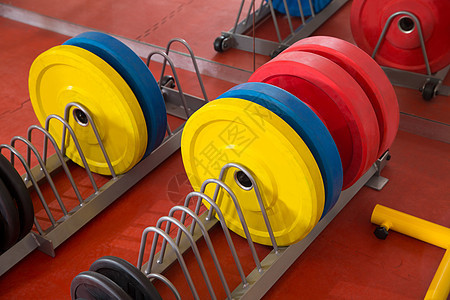 Crossfit 健身房举重杆设备倒钩蓝色杠铃培训师身体地面力量健美重量举重图片