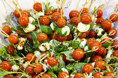 番茄沙拉加莫扎里拉图片