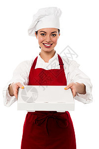 富有吸引力的亚洲女性厨师送披萨职业商业快乐奉献冒充烹饪餐厅送货食谱披萨盒图片