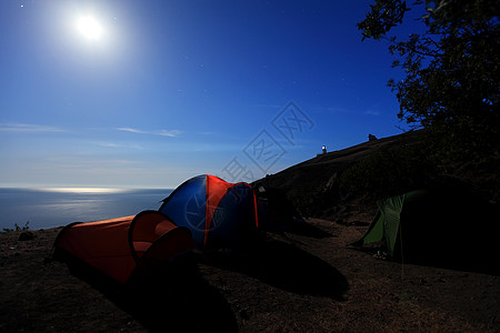 海边的旅游帐篷 月亮夜 山上梅根姆 犯罪图片