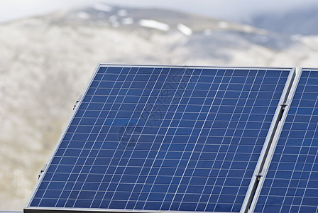 马多尼山脉太阳能电池板的详情蓝色商业环境力量风景发电机岩石回收房子建筑图片