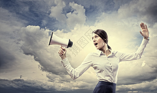 女商务人士用扩音器尖叫成人女士套装公告商务放大器领导者衬衫愤怒嗓音图片