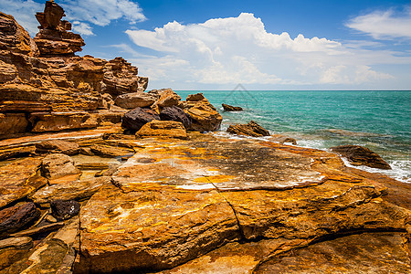 澳大利亚布罗ome天空旅游岩石环境地平线平衡沙漠海浪荒野橙子图片