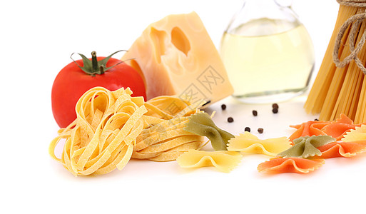 不同的意大利面 油 番茄 奶酪水壶蔬菜烹饪草本植物叶子文化工作室美食香料宏观图片