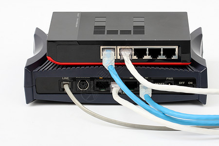 白色背景上孤立的以太网开关黑色服务器中心局域网电子产品防火墙网络宽带电脑上网图片