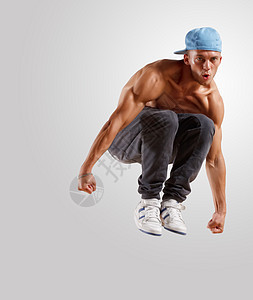 青年男子在跳舞时跳舞行动芭蕾舞有氧运动霹雳舞身体舞蹈男性杂技歌手演员图片