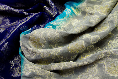 蓝色和银色西边纺织窗帘曲线折叠珍珠版税涟漪奢华织物衣服亚麻图片