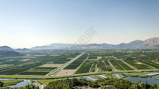 克罗托内内雷特瓦谷地农业背景