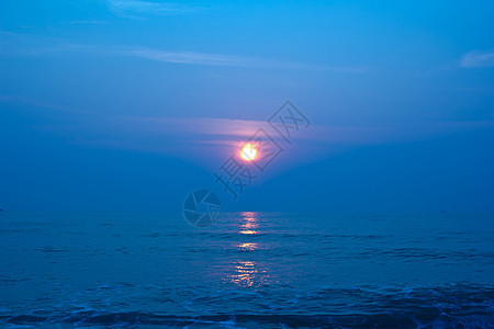 15号海滩的太阳升起图片