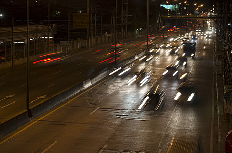 夜间汽车灯交通运输建筑戏剧性地标灯光城市旅行街道小径图片