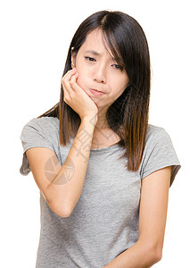 有牙痛的亚裔妇女痛苦表情女性手势伤害疼痛白色女子牙齿灵敏度图片