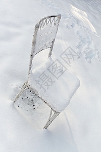 冬季时间季节性季节公园椅子白色家具森林天气雪花金属图片