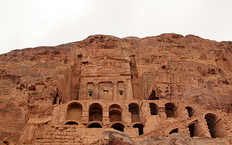 位于约旦失落岩石城的墓穴遗产吸引力橙子历史旅行旅游建筑学建筑文化石头图片