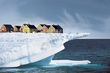 冰崖边缘的房子图片