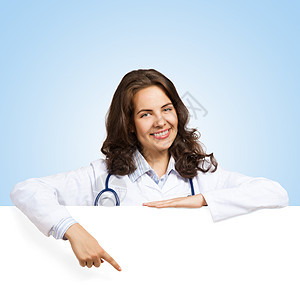 带空白横幅的年轻女医生黑发木板职业医师广告牌卡片招牌公告卫生成人图片