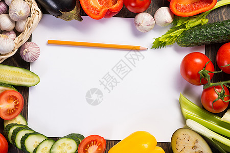 铺在纸页周围的蔬菜卡片食谱笔记食物厨房胡椒美食辣椒草本植物教科书图片