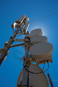 通信站台和通讯设备金属日落细胞播送广播力量电缆工程天线建造图片