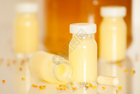 皇家果冻花粉蜂房活力药品蜂蜜蜜蜂养分勺子不育症营养图片