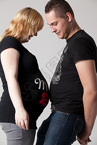 她怀孕了 他没有图片