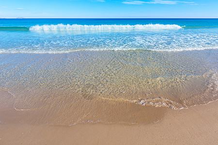 海滩 美丽的地中海蓝色地标波浪支撑村庄白色海岸假期旅行海洋图片