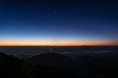 日出观景台 安康山 清迈 泰国阳光山脉晴天戏剧性云景美丽日落天空太阳天堂图片