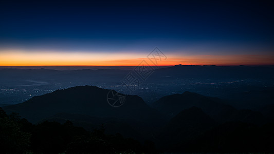 日出观景台 安康山 清迈 泰国金子旅行场景天气天空晴天美丽太阳山脉阳光图片