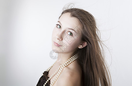 女孩肖像 2反光嘴唇皮肤女性白色沉思青少年压痛化妆品眼睛图片