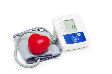 白色背景上带有爱心符号的数字血压计数字血压计仪表脉冲监控概念考试电子压力保健高血压卫生图片