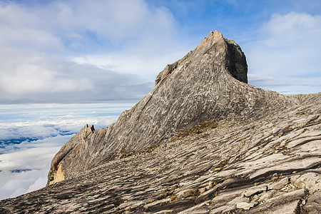 圣约翰山峰基纳巴卢山世界高地岩石首脑环境风景娱乐遗产顶峰蓝色图片