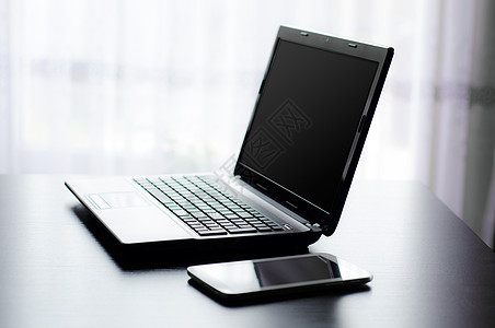现代笔记本电脑和办公用平板电脑技术互联网屏幕键盘纽扣工具办公室钥匙药片机动性图片