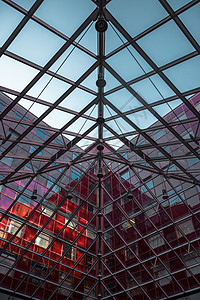 现代建筑的简图图片办公室墙纸框架场景眼睛技术金属摩天大楼红色窗户图片