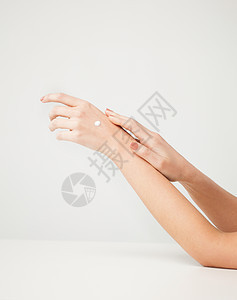 女性柔软皮肤手呵护化妆品抛光保健指甲保湿手指保养治疗温泉图片