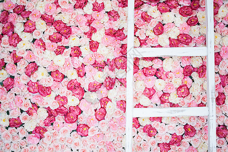 充满白玫瑰和粉红玫瑰的背景衬套生日梯子纪念日花园花束周年婚礼仪式植物学图片