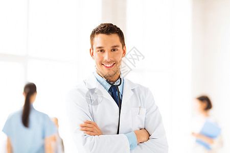 男医生 有听诊器诊所药品长袍专家家庭情况医院有氧运动心脏病男性图片