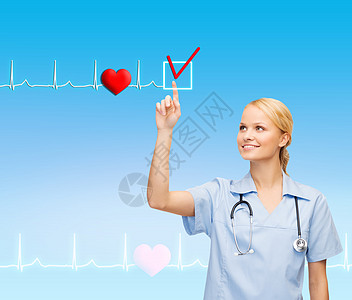 微笑的医生或护士指着什么女士触摸屏有氧运动医院技术按钮保健屏幕卫生手指图片