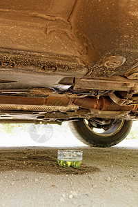 燃气管损坏卡车力量技术汽车驾驶交通车辆安全速度金属图片