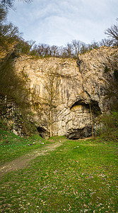 公牛岩洞地面旅行天空小路入口美丽遗产洞穴旅游岩石图片