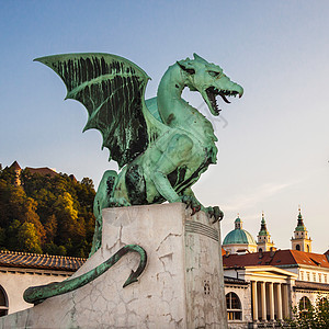 德拉贡桥 卢布尔雅那 斯洛文尼亚 欧洲神话金属城堡历史动物首都旅游翅膀纪念碑传统图片