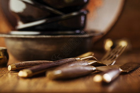 贵重餐桌软件餐巾服务餐厅勺子金属木头餐具用餐厨房刀具图片