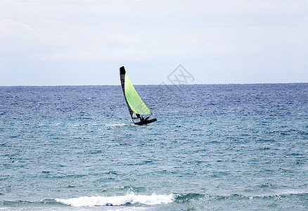 萨塔马兰语Name海浪蓝色双体喜悦天空力量竞赛太阳动作航行图片