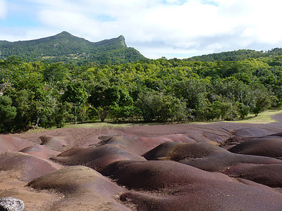 Chamarel 七色七色地球黄色红色岩石火山沙丘粉色热带侵蚀沙漠橙子图片