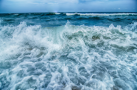 海景 海浪和沙沙滩天气碰撞危险支撑海啸海滩状况天空运动风暴图片