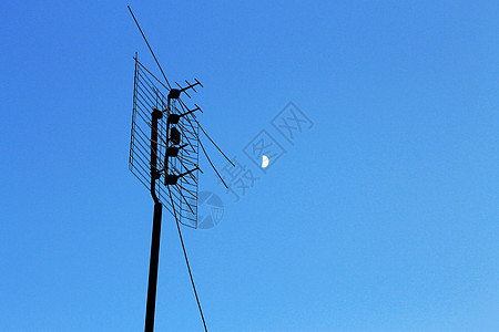 蓝色天空家居电视电视天线电缆车站月亮技术空气渠道信号接待海浪电波图片
