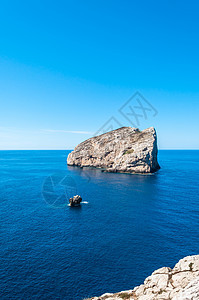 撒丁岛海岸景观海浪热带蓝色海岸线阳光门廊支撑日落天堂风景图片