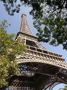 巴黎埃菲尔铁塔飞机排气旅游假期纪念碑摩天大楼场景城市吸引力历史性图片
